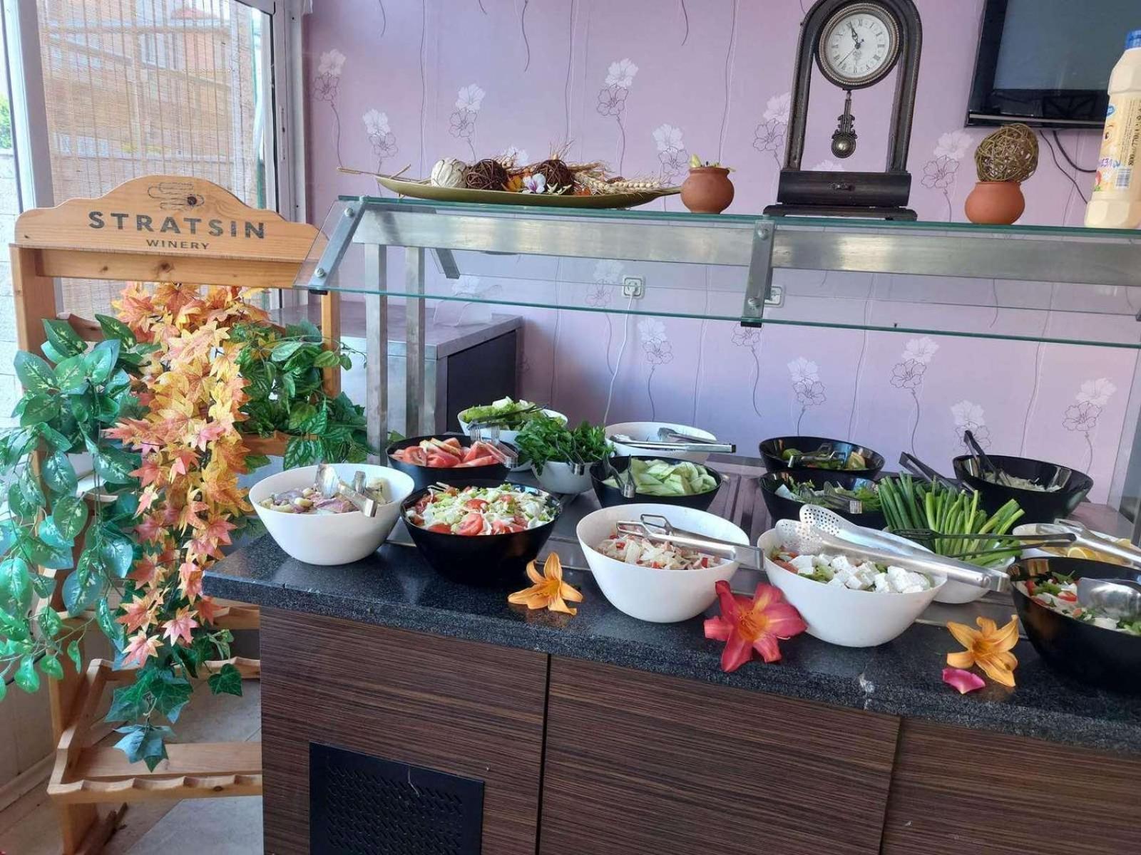 Tropics Hotel Sveti Vlas Ngoại thất bức ảnh
