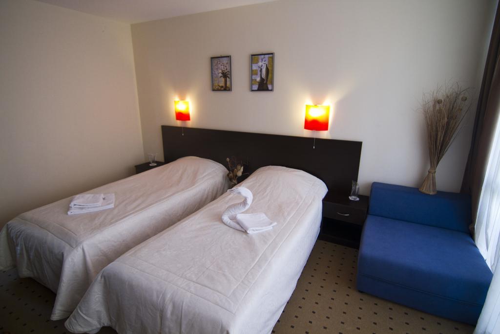 Tropics Hotel Sveti Vlas Ngoại thất bức ảnh