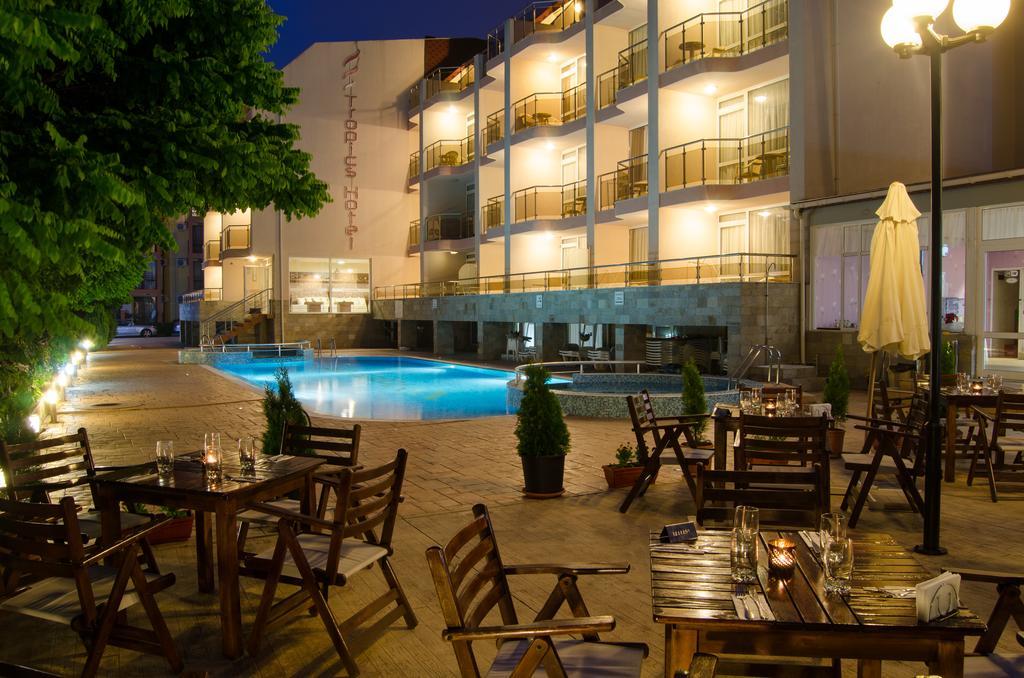Tropics Hotel Sveti Vlas Ngoại thất bức ảnh