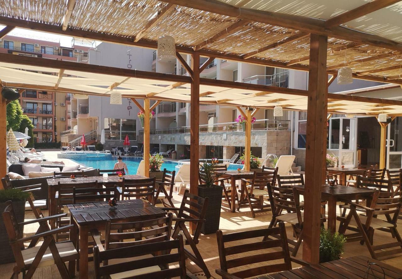 Tropics Hotel Sveti Vlas Ngoại thất bức ảnh