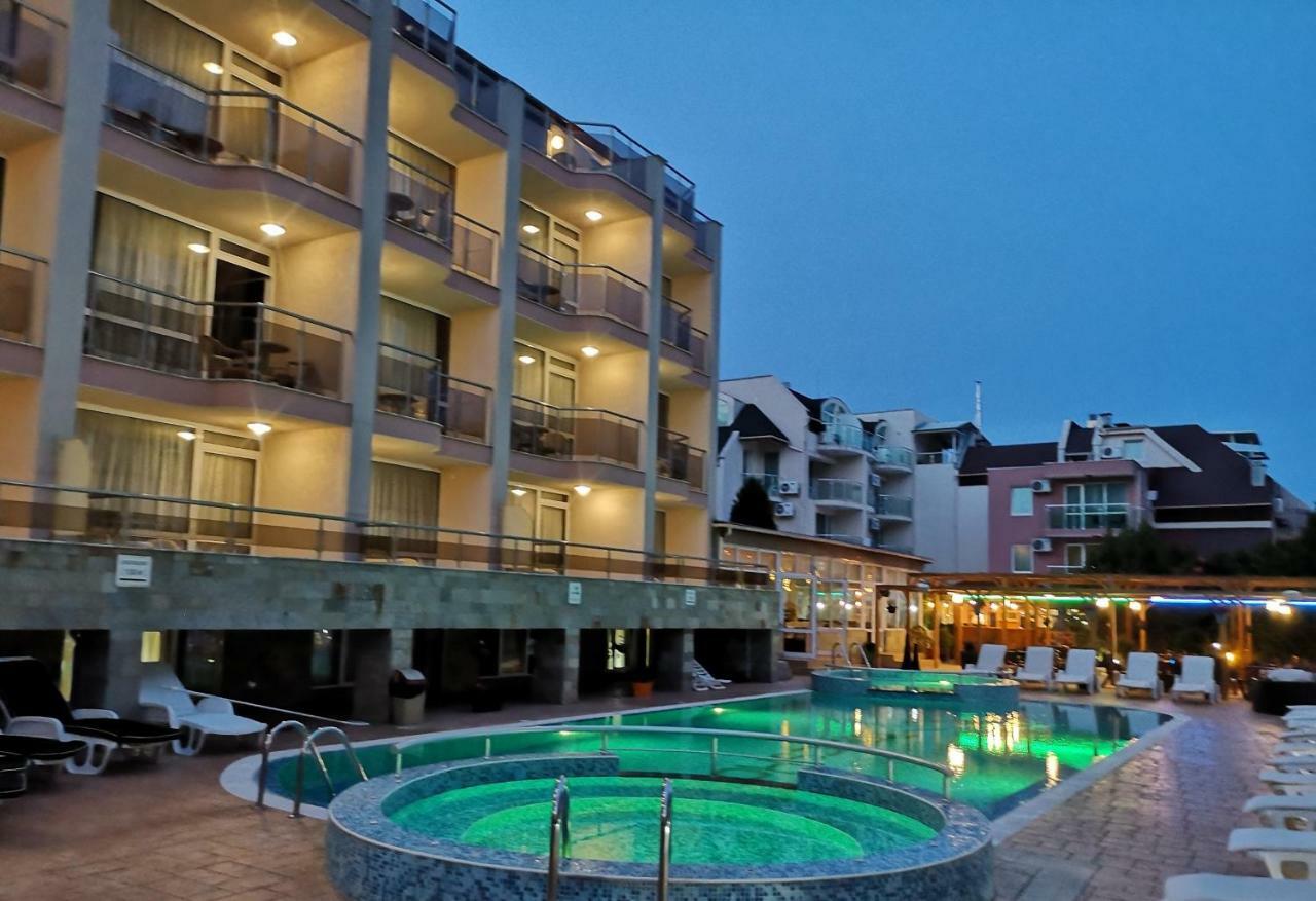 Tropics Hotel Sveti Vlas Ngoại thất bức ảnh