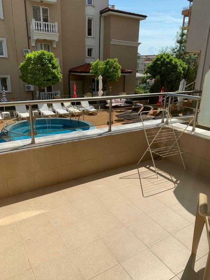 Tropics Hotel Sveti Vlas Ngoại thất bức ảnh