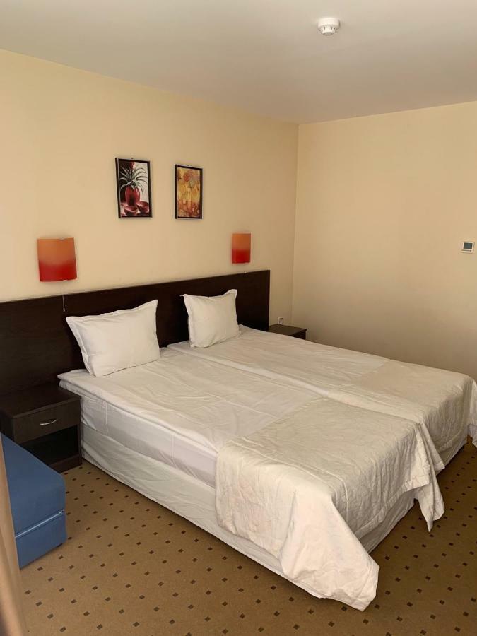 Tropics Hotel Sveti Vlas Ngoại thất bức ảnh