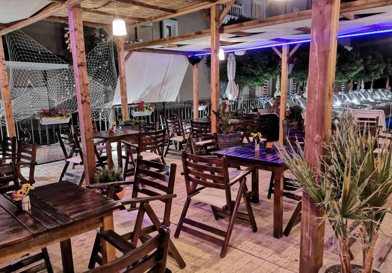 Tropics Hotel Sveti Vlas Ngoại thất bức ảnh